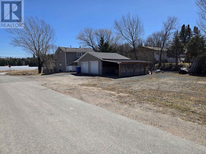 Property Photo:  1 Gerald St  ON P9N 4H9 