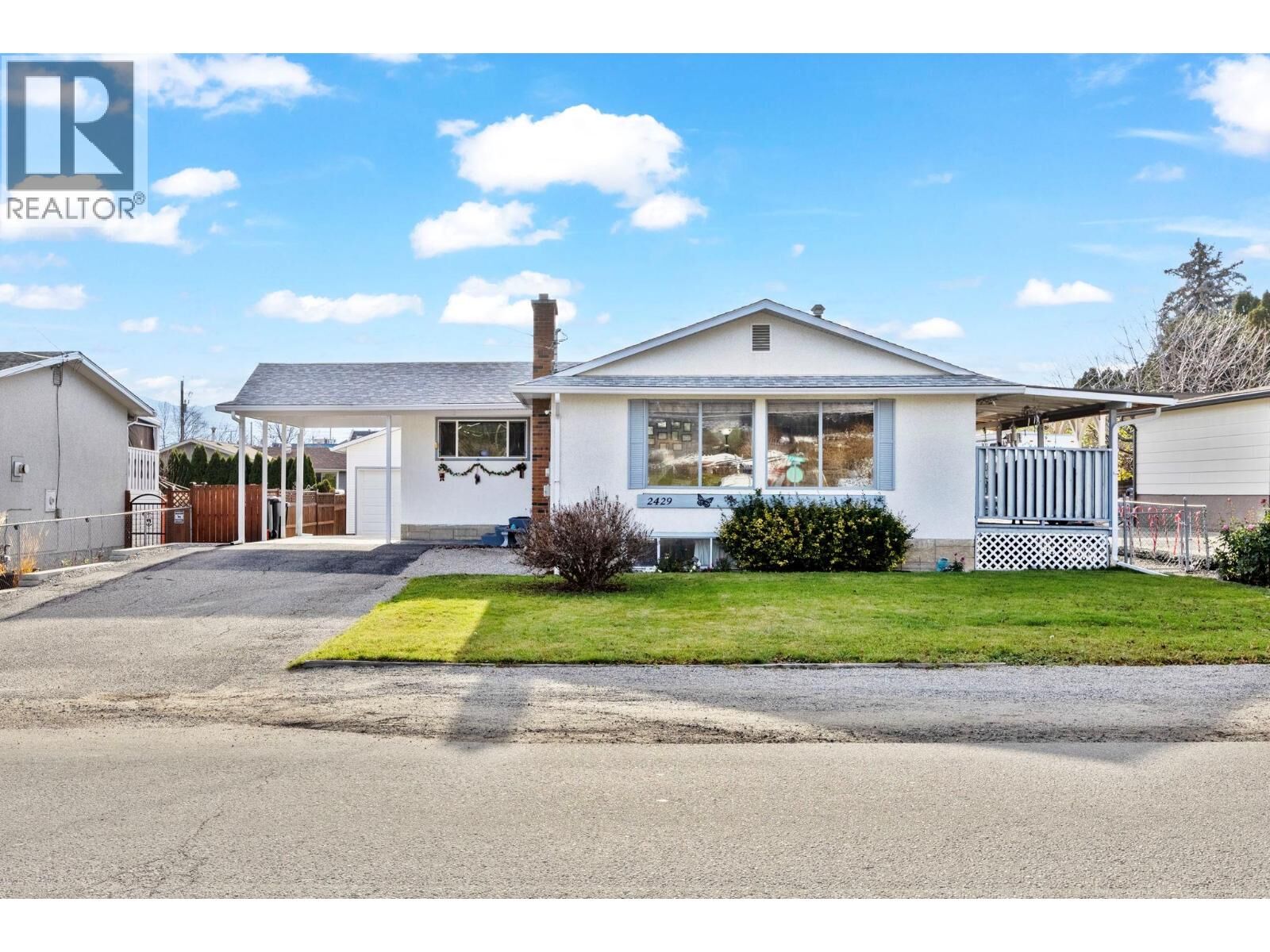 Property Photo: 2429 Gosset Road BC V4T 1P4