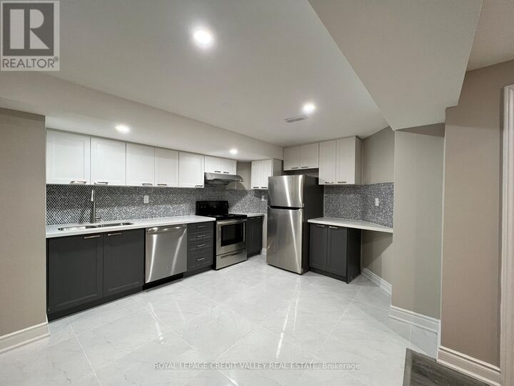 Property Photo:  62 Eagleridge Drive  ON L6R 1E8 