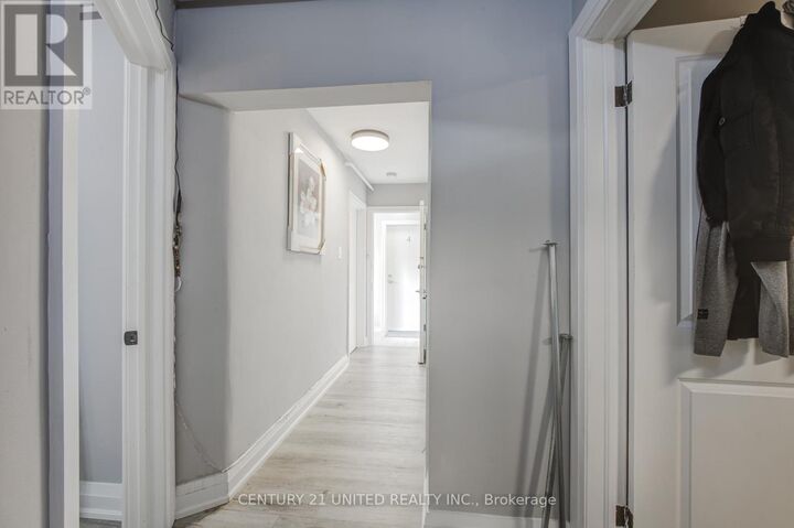 Property Photo:  99 Haig Street Unit 2  ON L2R 7G6 