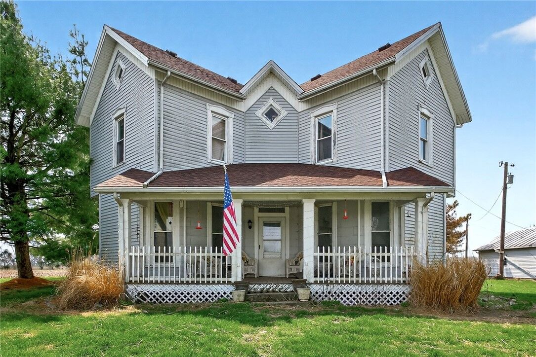 Property Photo:  1707 Hussey Road  OH 45385 