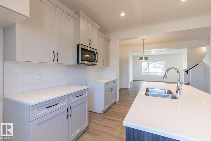 Photo de la propriété:  219 Wattle Road  AB T9E 0V1 