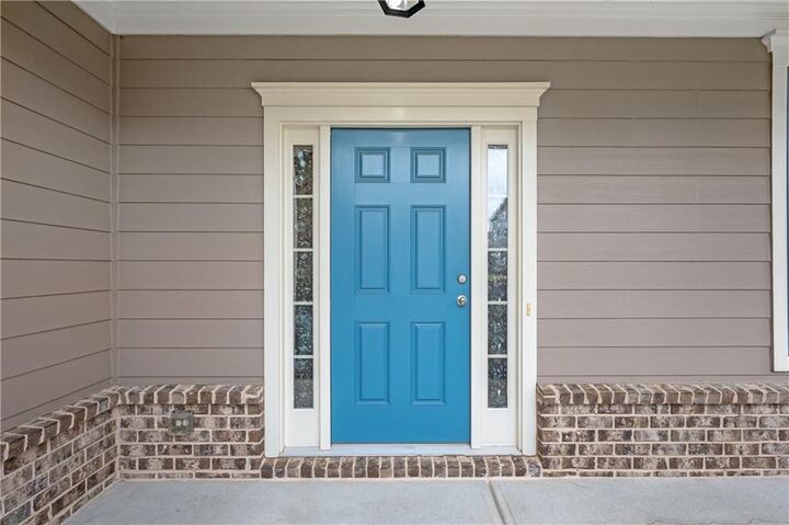 Property Photo:  298 S Village Square  GA 30115 