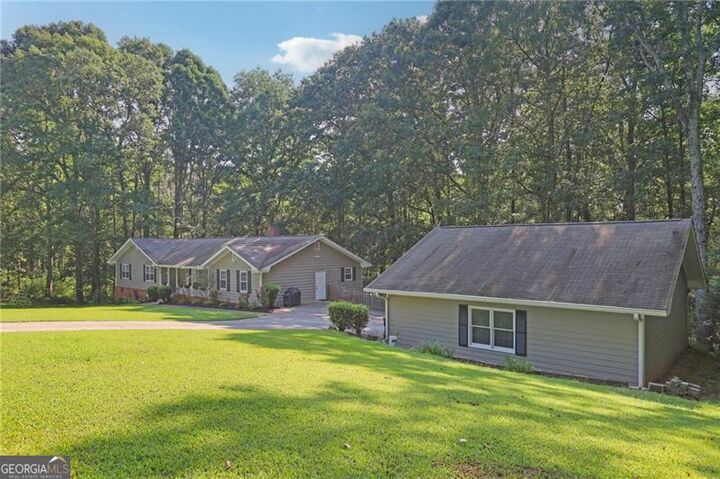 Property Photo: 3284 Creekside Drive SE GA 30094