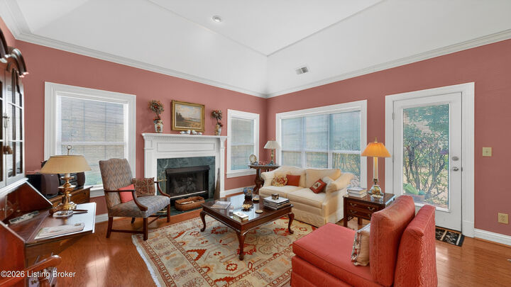 Property Photo:  5943 Ashwood Bluff Dr  KY 40207 