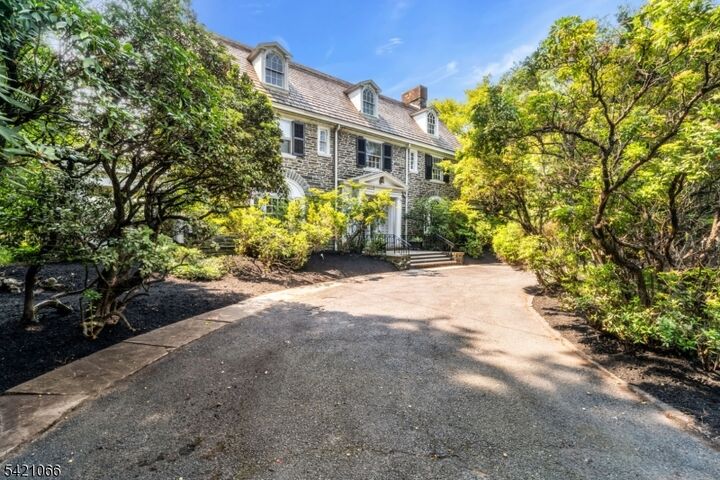 Property Photo:  1112 Watchung Ave  NJ 07060 