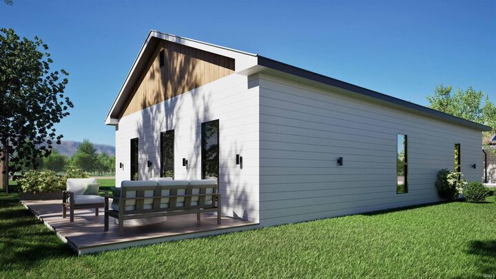 Property Photo: 1617 W 8th Street IN 47404