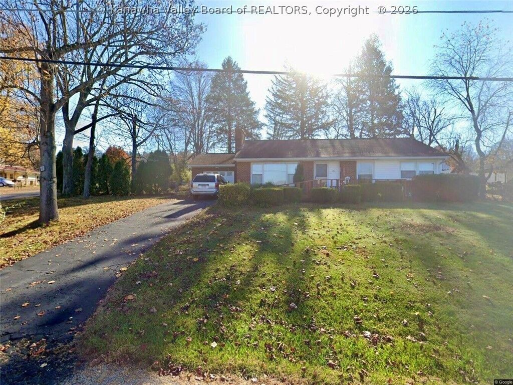 Property Photo:  101 Hickory Street  WV 25526 