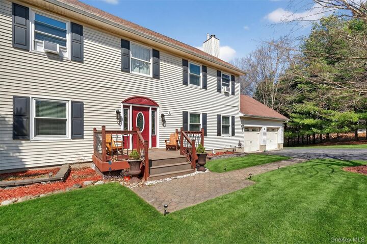 Property Photo:  9 Megan Lane  NY 10916 