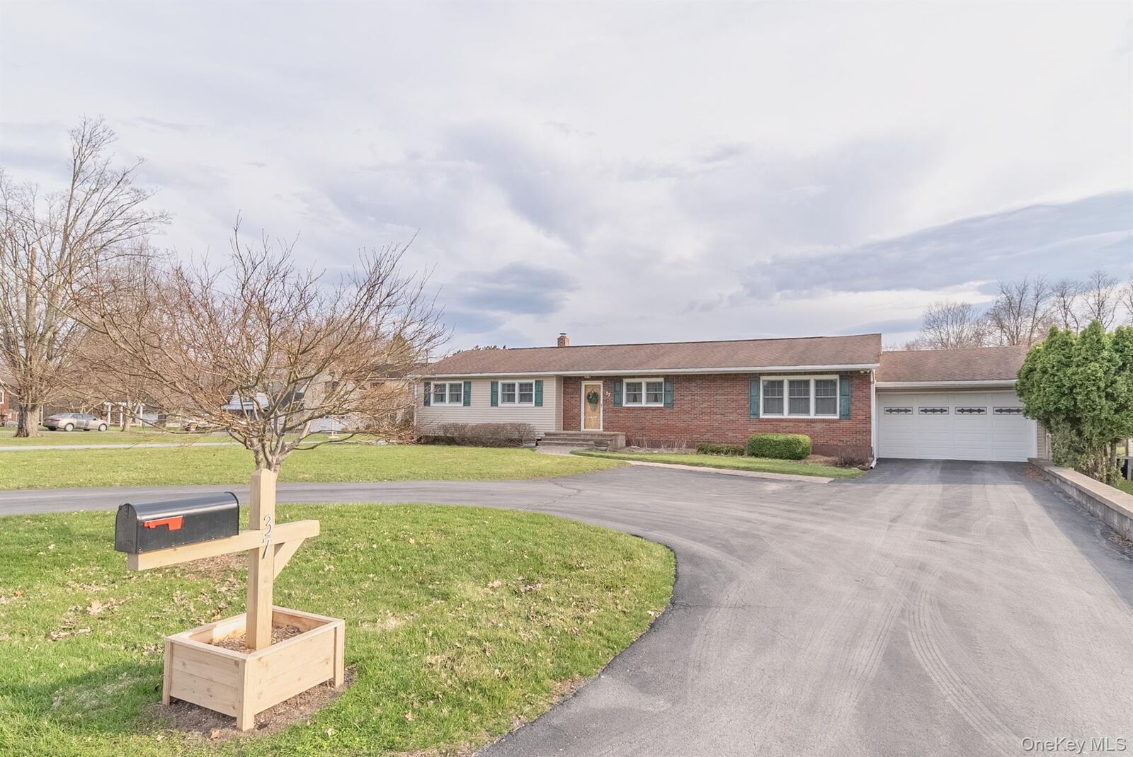 Property Photo:  37 Spaulding Lane  NY 12477 