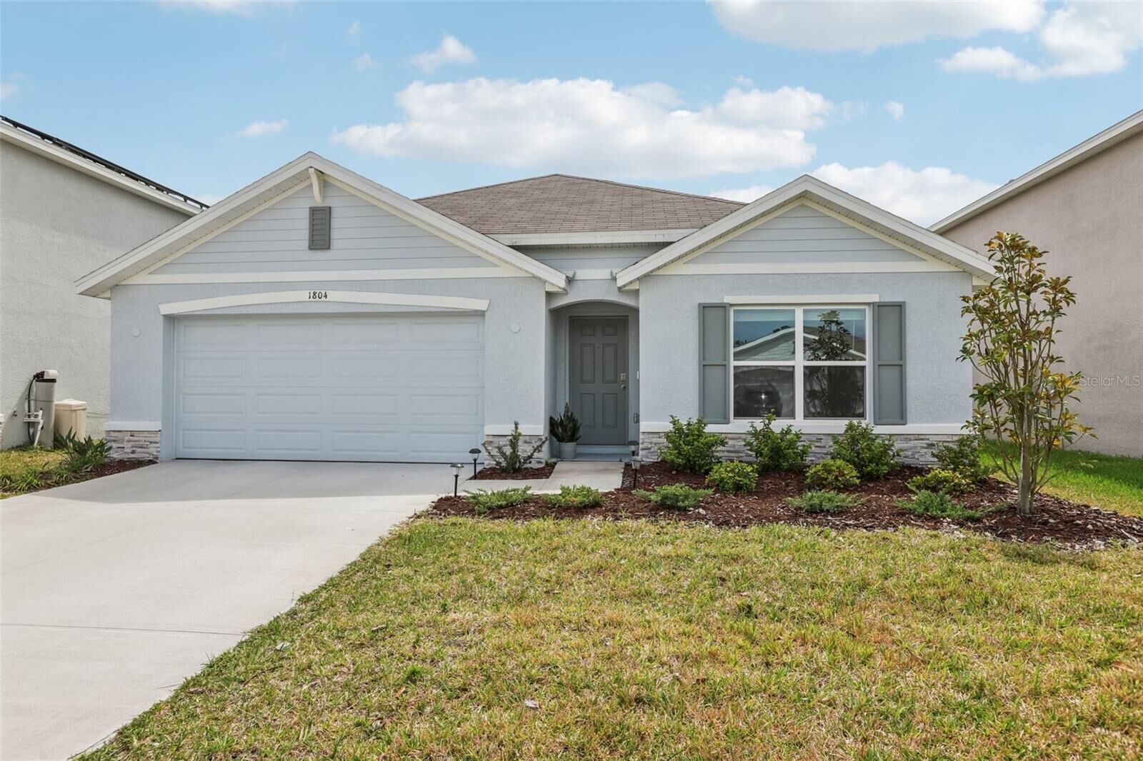 Property Photo:  1804 Tahitian Sunrise Drive  FL 33565 