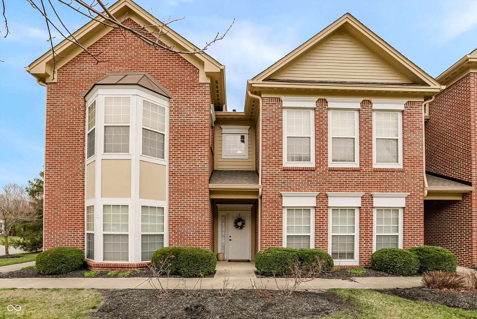 Property Photo:  1626 Lacebark Drive A  IN 46143 