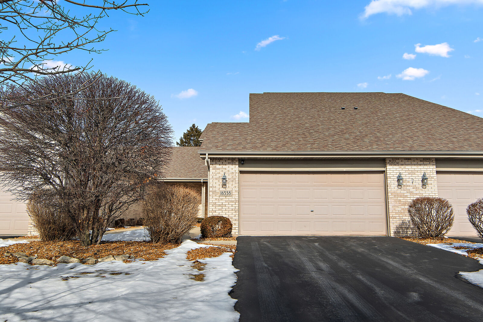 Property Photo:  16538 Fairfax Court  IL 60477 
