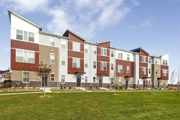 Property Photo:  857 Finley Drive  IL 60504 