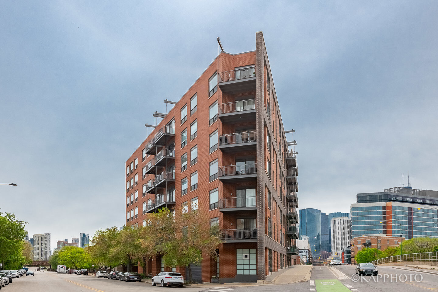 Property Photo:  859 W Erie Street 501  IL 60642 