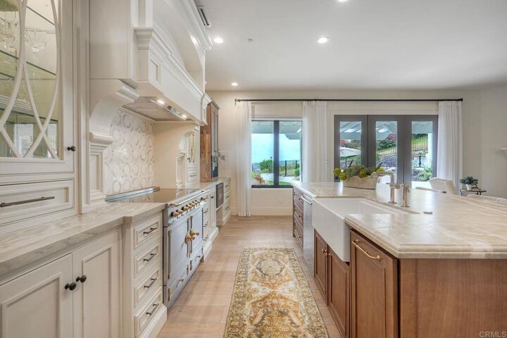 Property Photo:  2278 Lindsey Ct  CA 92028 