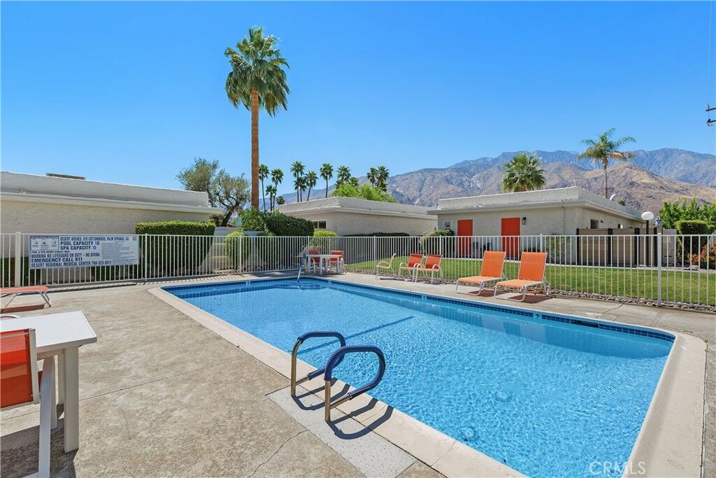 Property Photo: 816 E Cottonwood Road 4 CA 92262