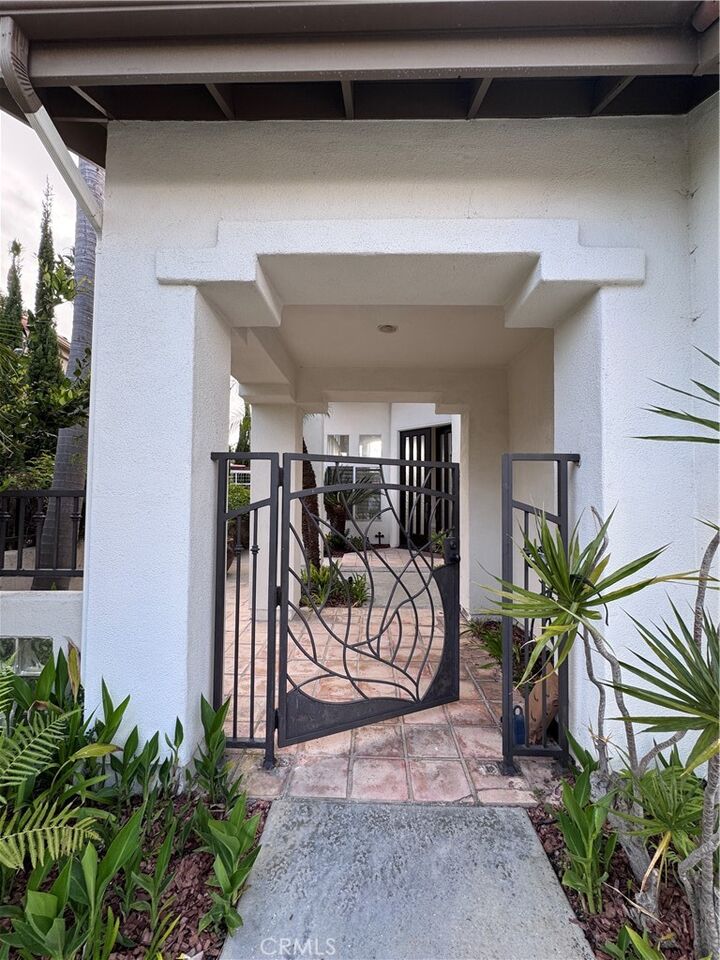 Property Photo:  21 Agia  CA 92677 