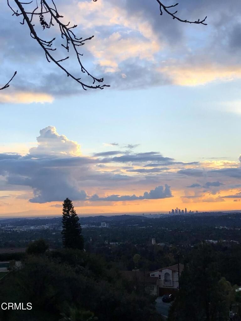 Property Photo:  3037 Zane Grey Terrace  CA 91001 