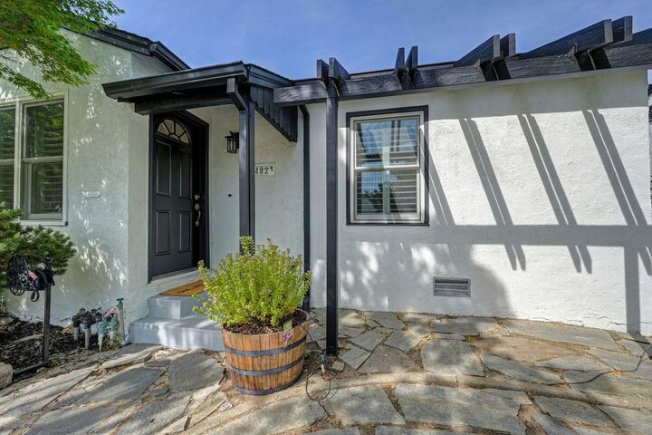 Property Photo:  4823 Jerry Way  CA 95819 