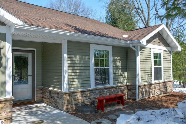 Property Photo: 9736 Westwood Drive 3 MI 49685