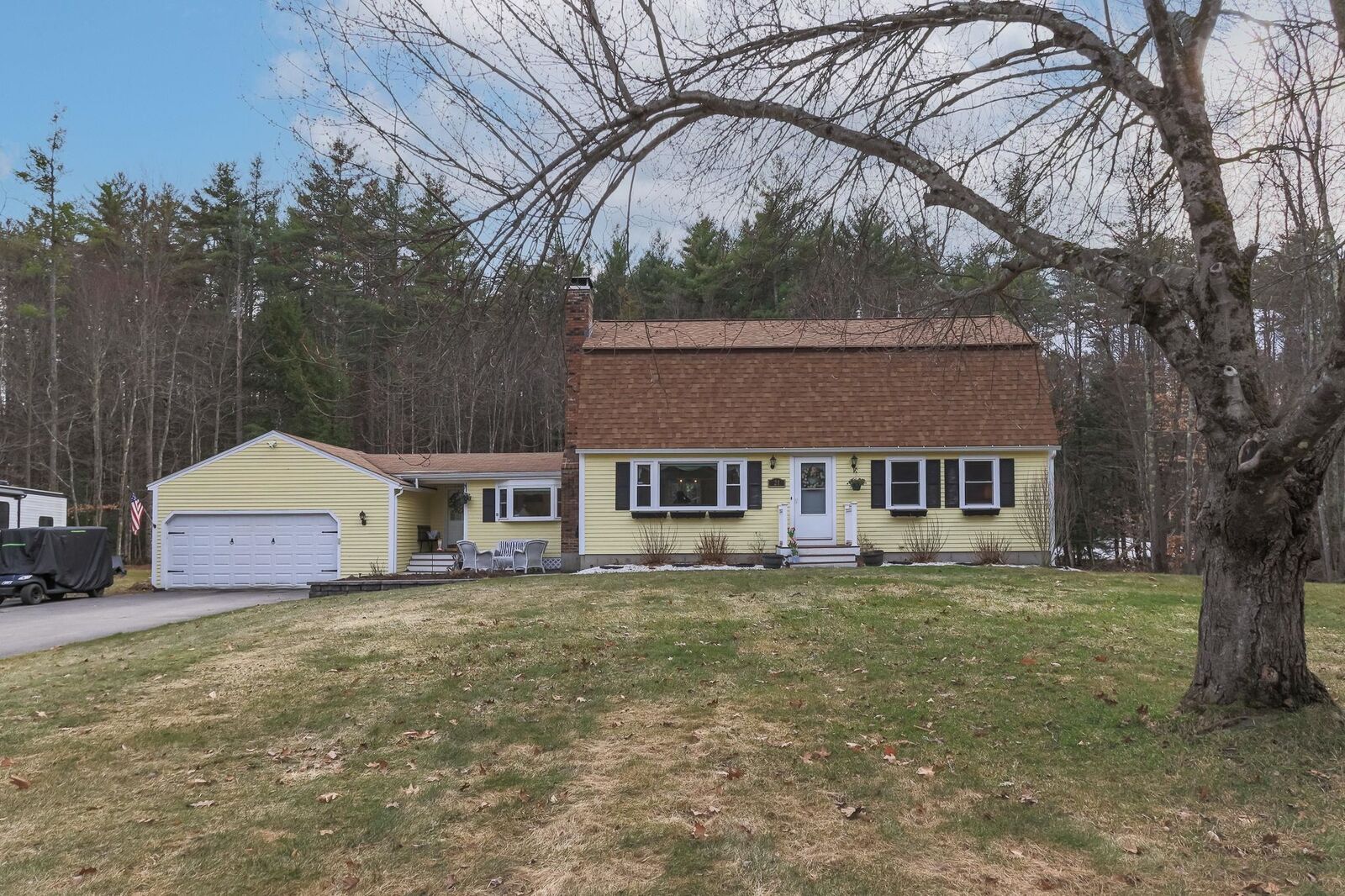 Property Photo:  21 Hooksett Turnpike  NH 03304 