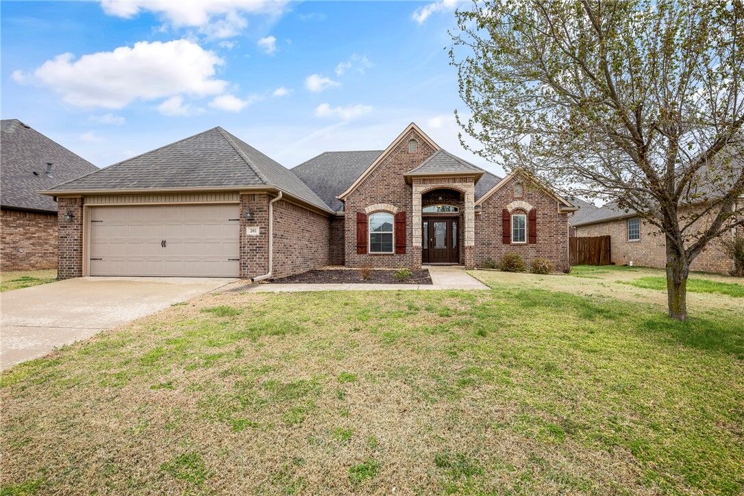 Property Photo:  202 W Hayden Boulevard  AR 72756 