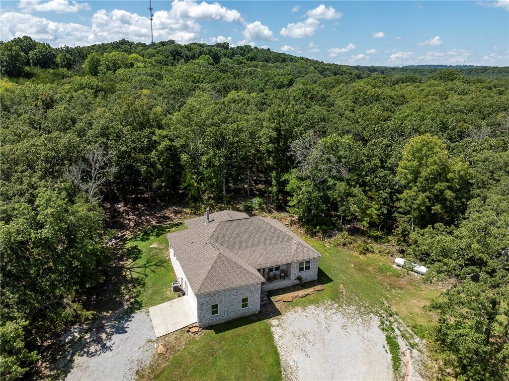 Property Photo: 1213 Stokenbury Road AR 72727