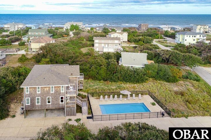 Property Photo:  12 Fourth Avenue  NC 27949 