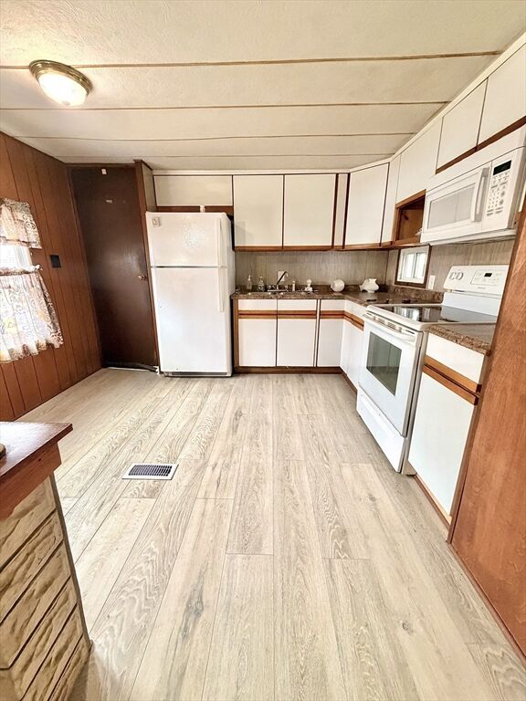 Property Photo:  70 Shumway Street C-29  MA 01119 