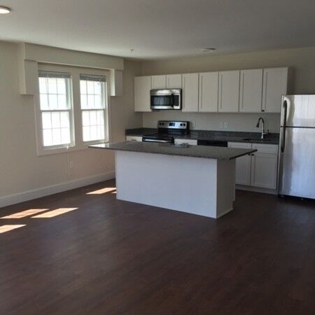 Property Photo:  89 Main Street 9  MA 01810 