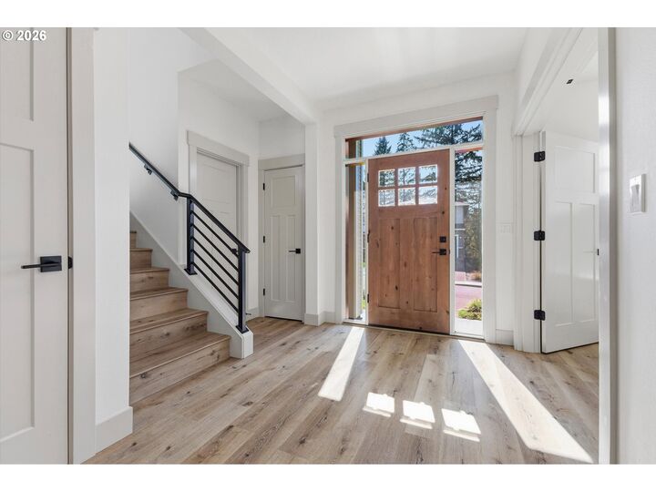 Property Photo:  35471 Portland View Dr  OR 97051 