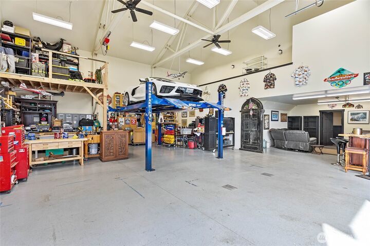 Property Photo:  1082 W Smith  WA 98226 