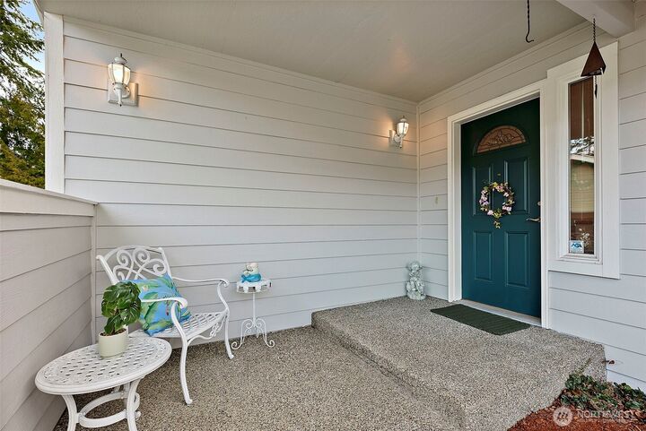 Property Photo: 923 NW Leisure Ln WA 98311