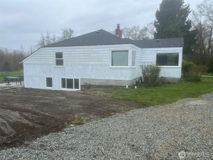 Property Photo: 22556 Franklin Road WA 98273
