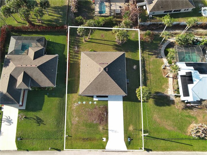 Property Photo:  450 Kendall Avenue  FL 32958 