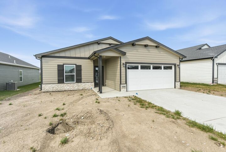 Property Photo:  3580 E Hollandale St  KS 67037-7820 