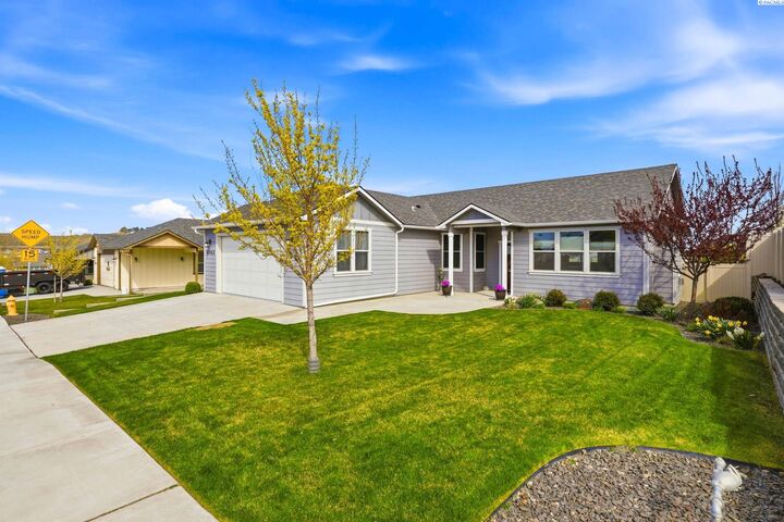 Property Photo: 3763 S Sherman St WA 99338