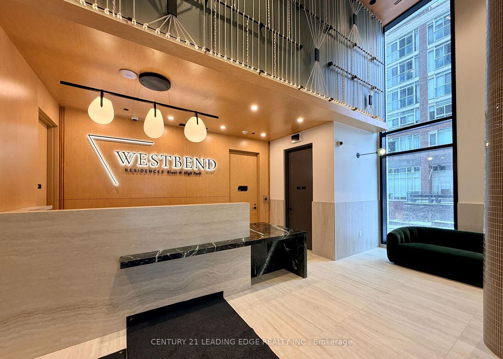 Property Photo:  1660 Bloor Street W 706  ON M6P 1A8 