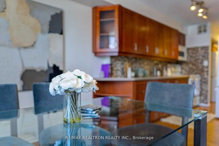 Property Photo: 90 Ling Road 404 ON M1E 4Y3