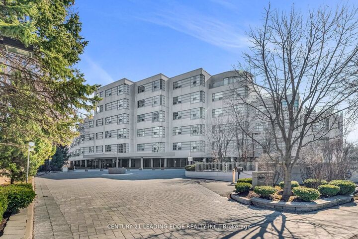 1 Watergarden Way 208 — photo 1