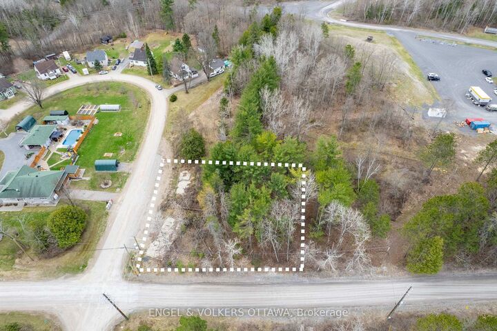 Property Photo:  Lot 10 Devlin Crescent  ON  