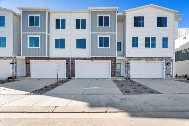 Property Photo: 5249 N Evergreen Way 212 UT 84005