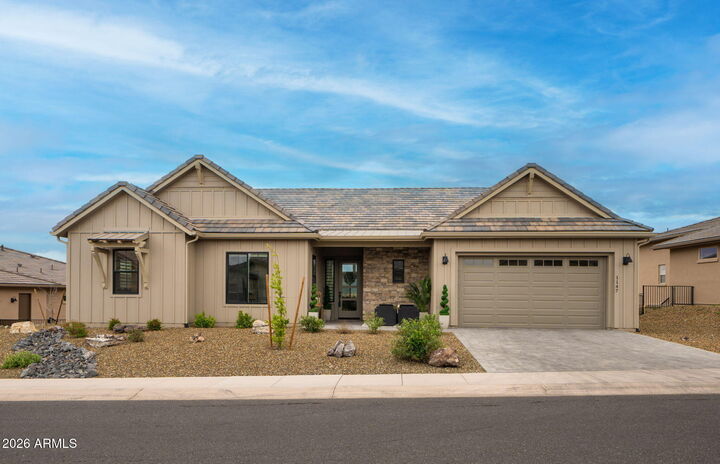 Property Photo: 1147 S Lakeview Drive AZ 86301