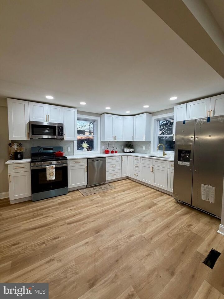 Property Photo: 2 Yale Road DE 19805