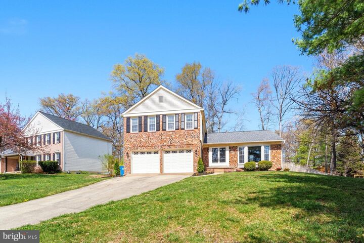 Property Photo:  7800 Richfield Road  VA 22153 