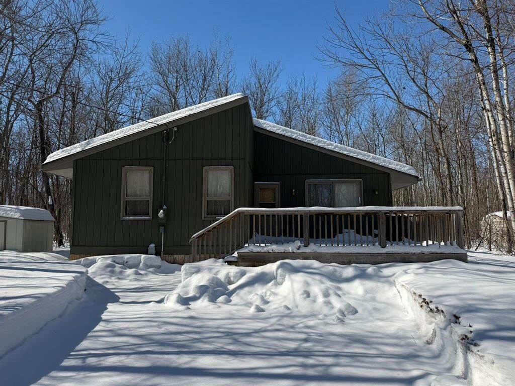 Property Photo:  44 Pelican Bay  MB R0E 2A0 