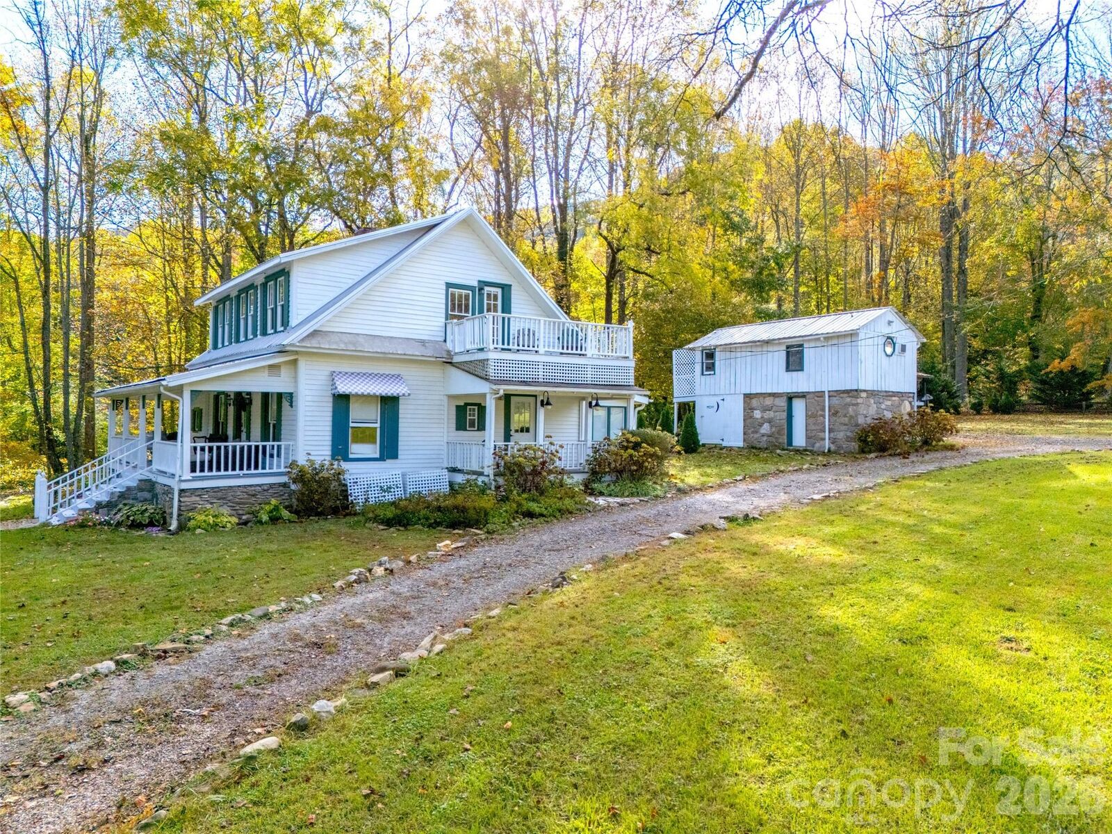 Property Photo:  125 Timberline Drive  NC 28751 