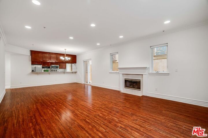 Property Photo:  2306 Fox Hills Dr  CA 90064 