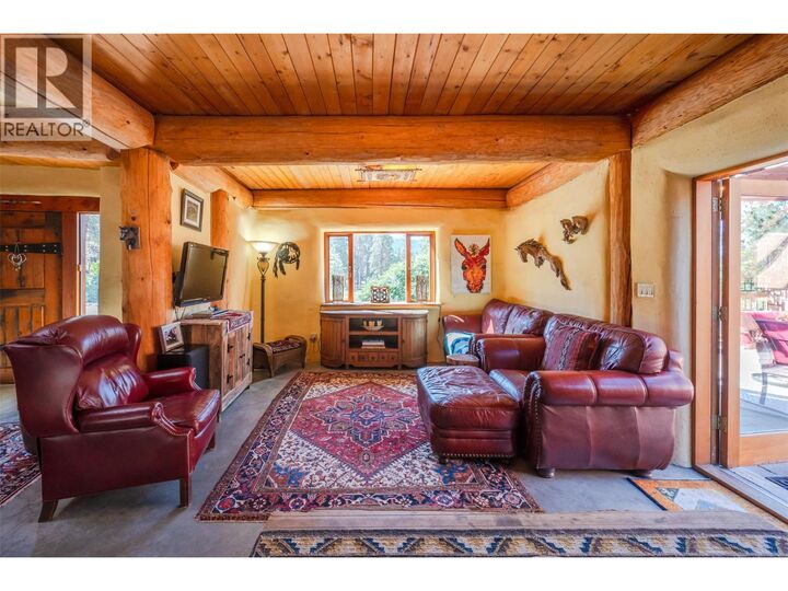 Property Photo: 1525 Smethurst Road BC V2A 1N0